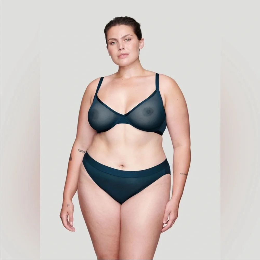 CUUP elegant sheer